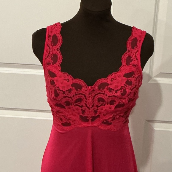 Soft Moments New York Pink Red Vintage Lace Nightgown Lingerie Size Small? - Picture 3 of 11